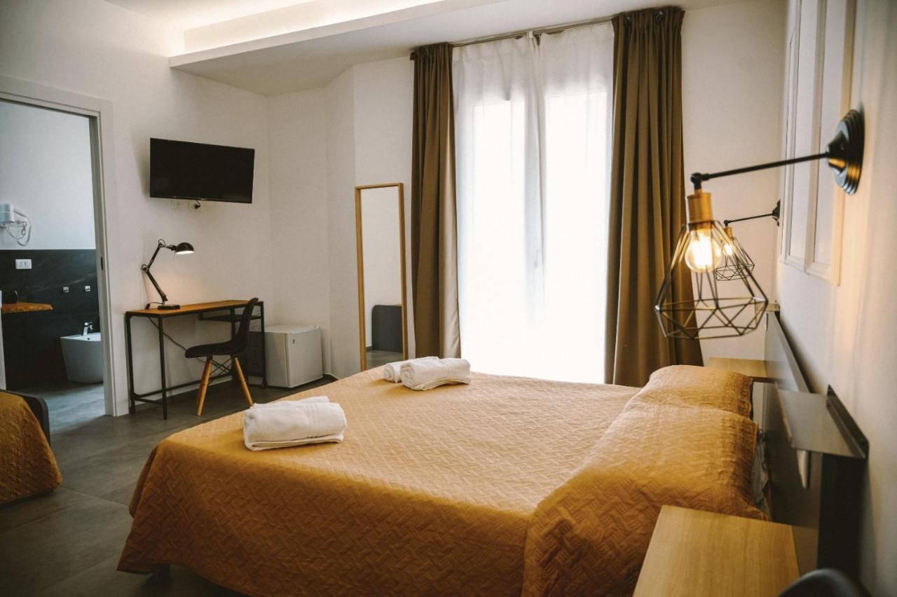 Ermes Bed and Breakfast Avola Exteriör bild