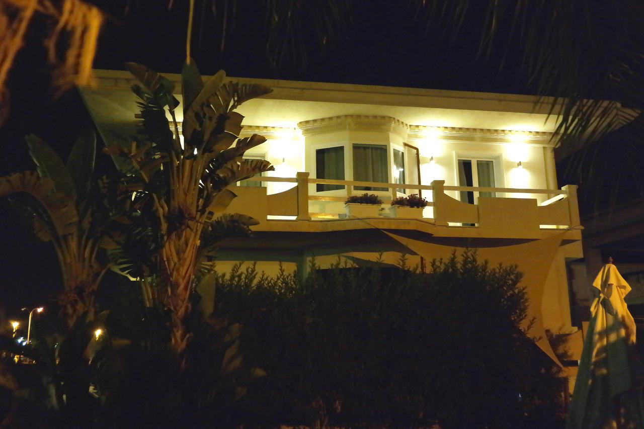 Ermes Bed and Breakfast Avola Exteriör bild