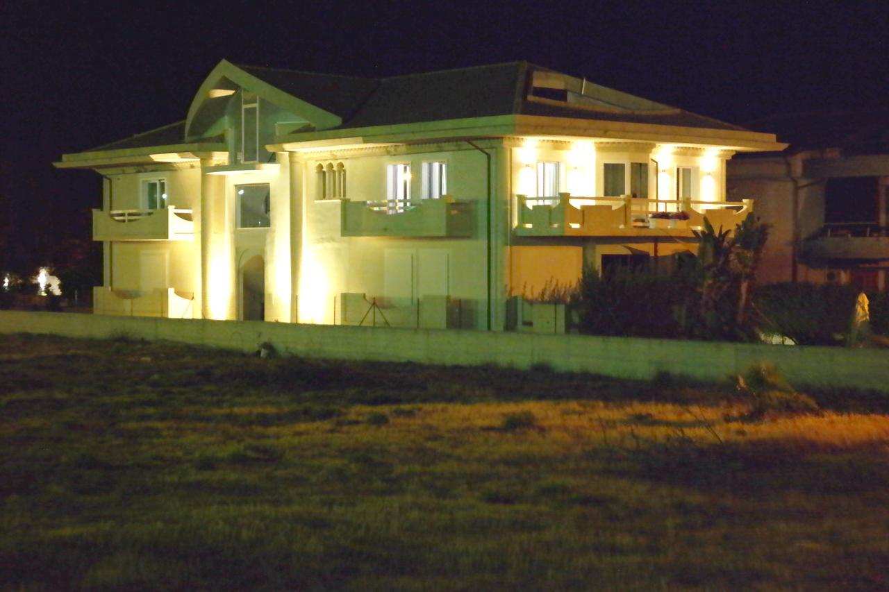 Ermes Bed and Breakfast Avola Exteriör bild