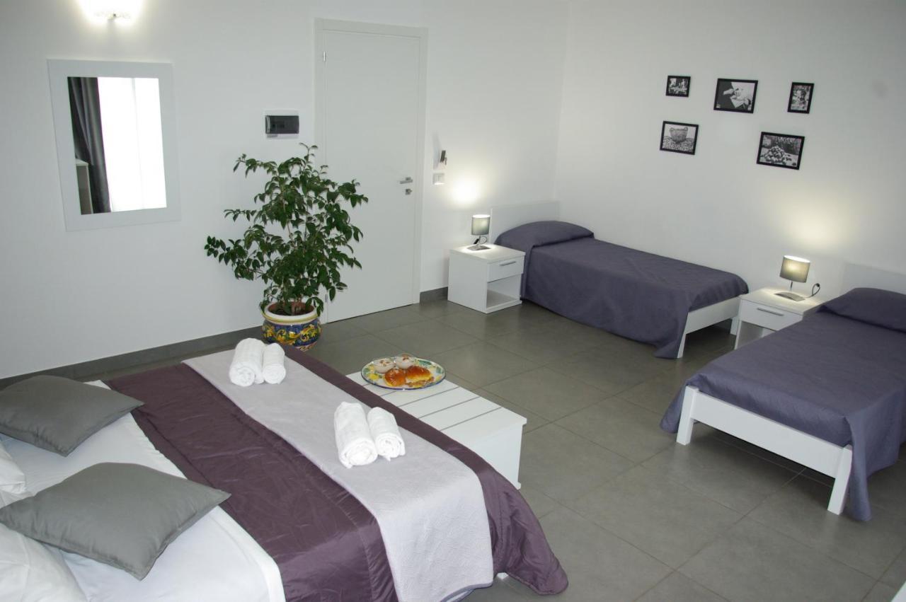 Ermes Bed and Breakfast Avola Exteriör bild