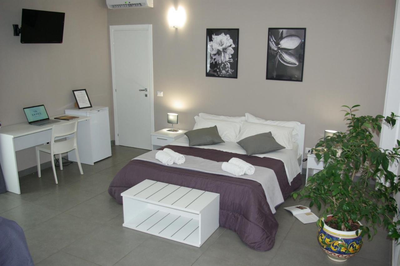 Ermes Bed and Breakfast Avola Exteriör bild